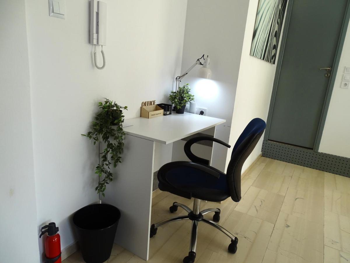 Zeus Bright & New Apartment - 25' Walk To The Acropolis أثينا المظهر الخارجي الصورة