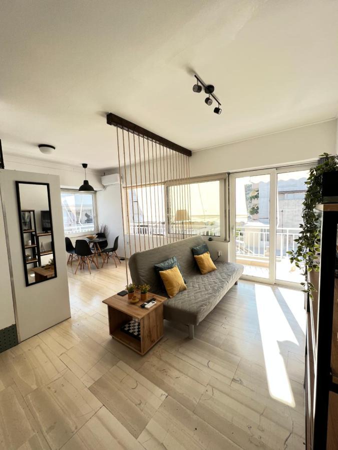 Zeus Bright & New Apartment - 25' Walk To The Acropolis أثينا المظهر الخارجي الصورة
