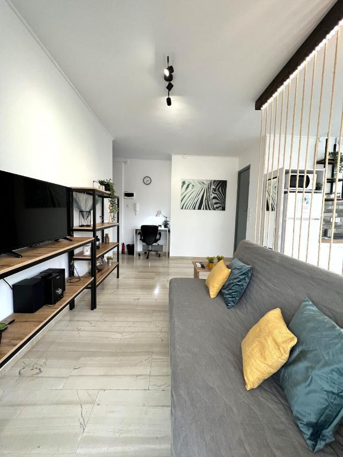 Zeus Bright & New Apartment - 25' Walk To The Acropolis أثينا المظهر الخارجي الصورة